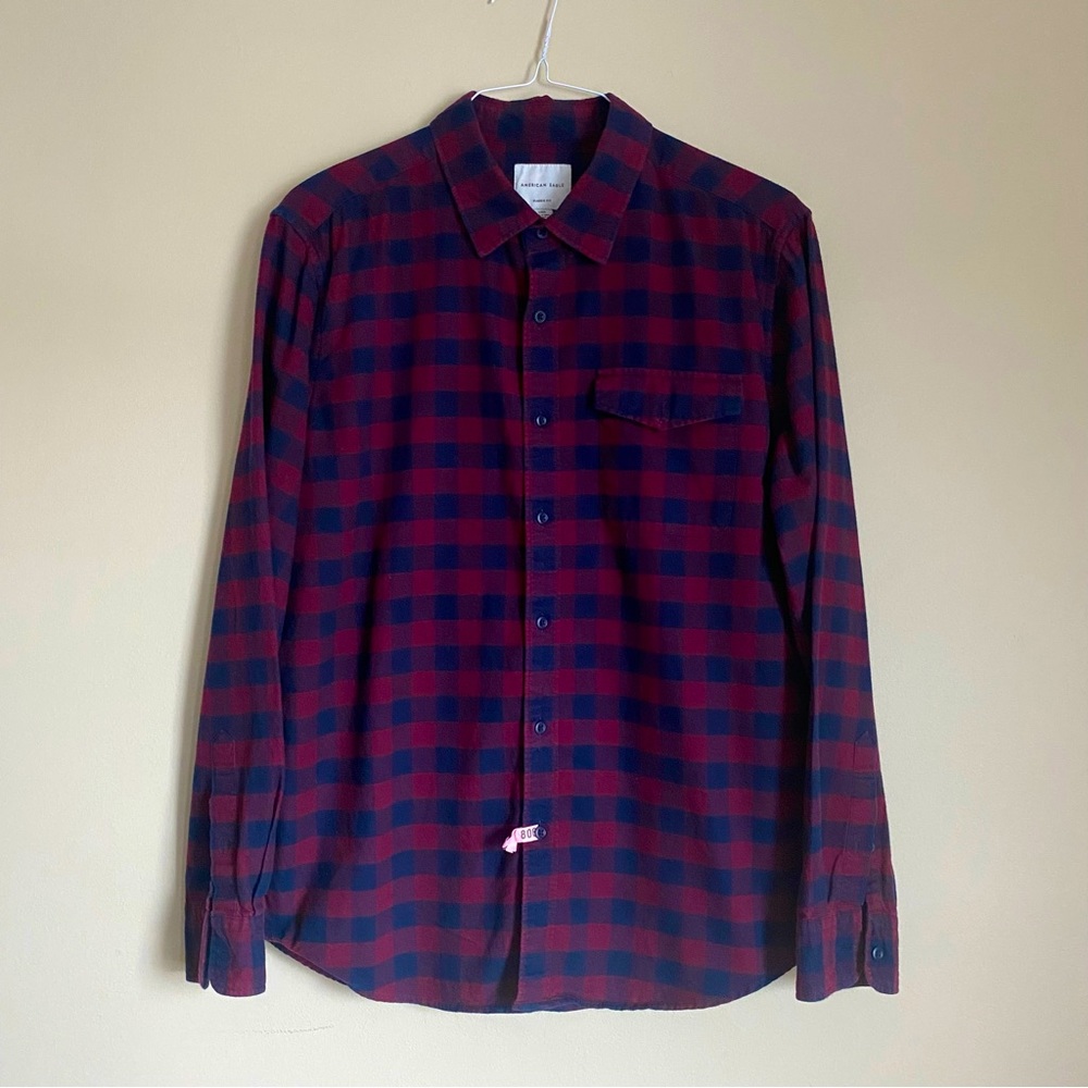 American Eagle Mens Flannel Shirt Classic Fit red & blue checkered pattern Large
